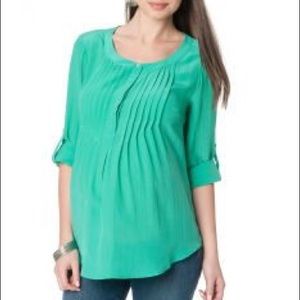 Convertible sleeve pleated maternity blouse
